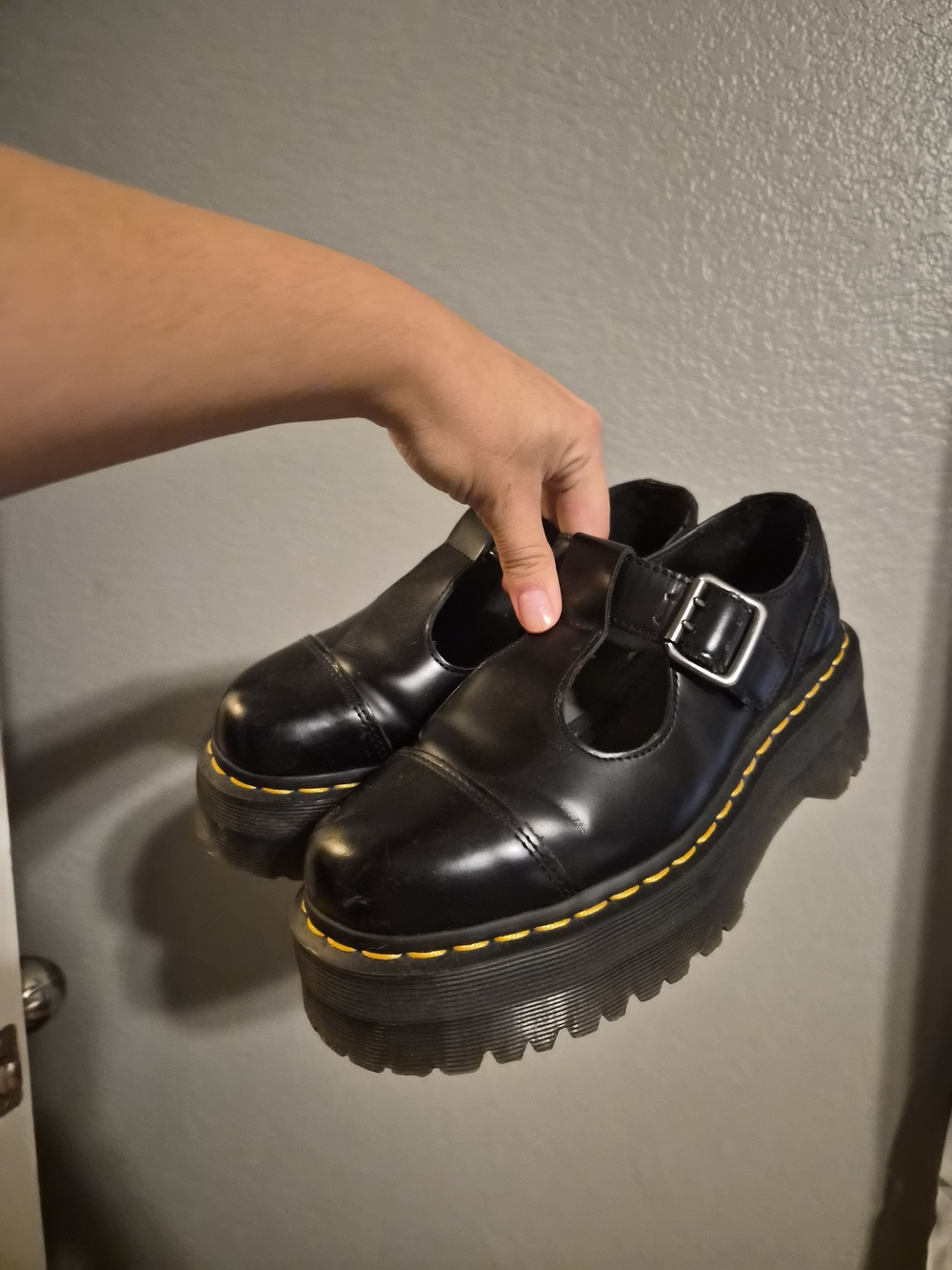 Black Platform Mary Jane Doc Marten's - Women Size 6